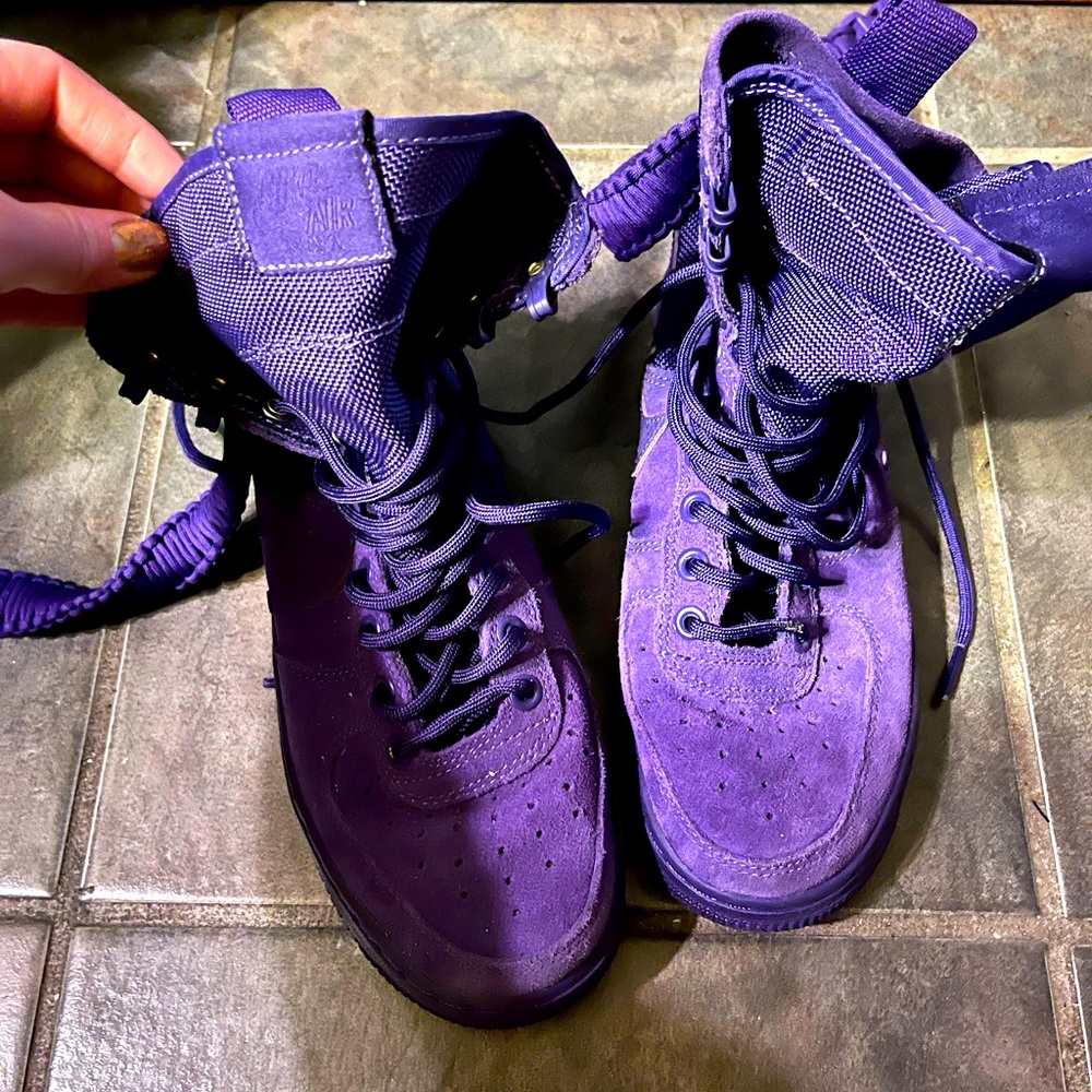 Nike purple high top - Picture 2 of 11